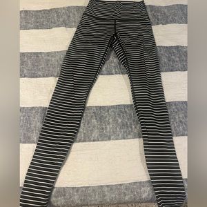 Black and white stripped lululemon leggings size 4.